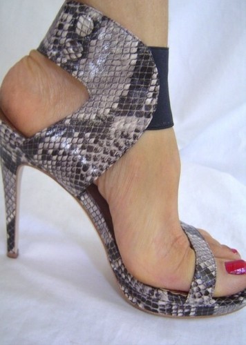 New bebe shoes - bebe, nude